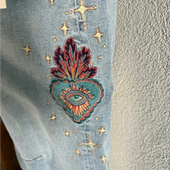 DRIFTWOOD Light Blue Hallucination Barbara barrel Embroidered  Jeans - Picture 10 of 16